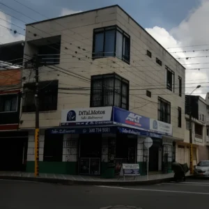 tiendas de repuestos y taller sym ditalmotos ibague